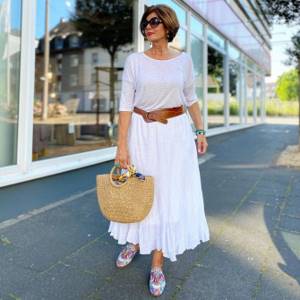 14 interesting ideas on how to dress beautifully in summer for women 50 - 17