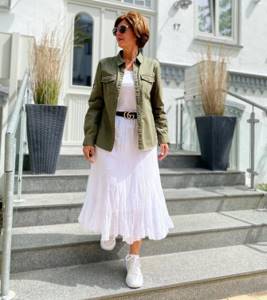 14 interesting ideas on how to dress beautifully in summer for women over 50 - 2