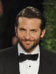 35 photos of Bradley Cooper&#39;s blue eyes that will make your heart beat faster - image23