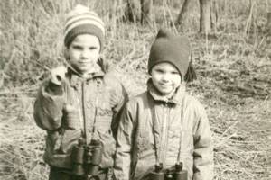 Andrey Chadov (left) with his brother as a child