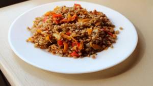 Diet on vegetables and buckwheat