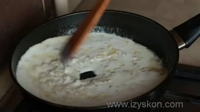 To prepare a simple fish sauce recipe, you need to add cream.