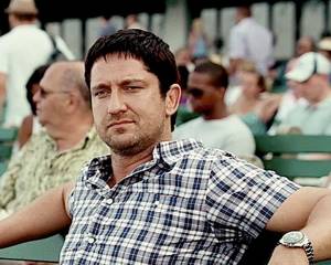 Gerard Butler in the movie &quot;The Bounty Hunter&quot;