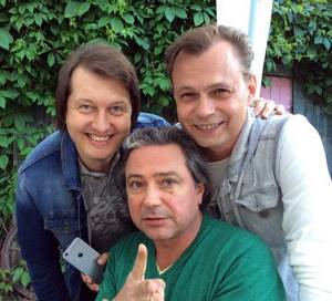 Ex-Nanai members LEVKIN and ASIMOV with songwriter Sergei GRUSHEVSKY