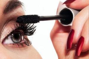 What is mascara made from? Ingredients in the mascara formula 