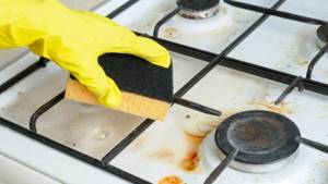 How to quickly and effectively clean carbon deposits from a hob at home