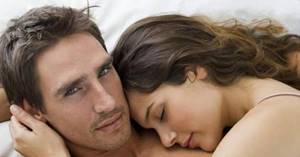 How do men seduce women? Secrets of manipulation 