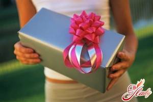 как развести мужчину на подарки