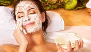How to make your skin less oily with homemade masks