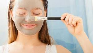 How to make your skin less oily with homemade masks