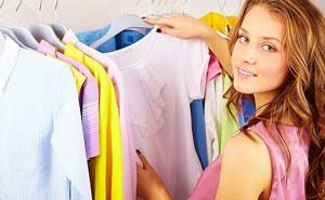 How to remove the smell of sweat from clothes under the arms