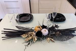 How to decorate a room for Halloween with your own hands: ideas 2020