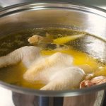 How to cook chicken broth