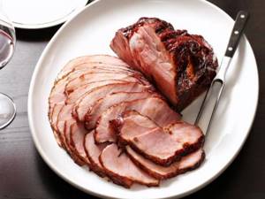 How to deliciously cook pork ham: recipes