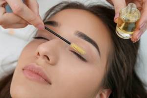 How to restore eyelashes after mascara
