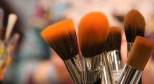 How to choose a brush