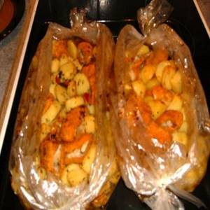 Potatoes in a sleeve in the oven
