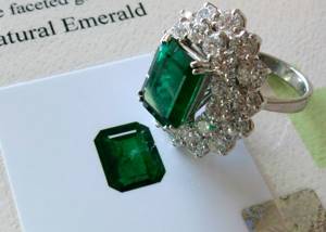 Ring with large emerald