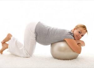 Knee-elbow position during pregnancy