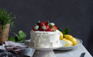 Крем для торта с творогом: ингредиенты, рецепт, советы по приготовлению