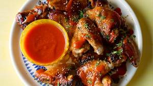 Wings in honey with soy sauce: cooking features, recipes