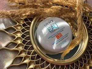 cushion Uriage Water Cream Tinted Compact SPF-30