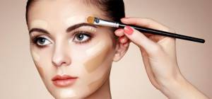 Face makeup using foundation