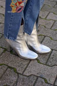 fashionable ankle boots winter