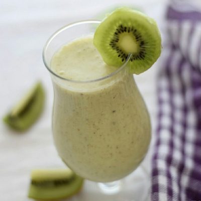 Holiday milkshake with lime and kiwi - recipe with photo