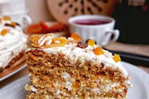 Carrot cake with dried fruits - recipes