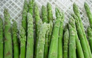 Can pregnant women eat asparagus?