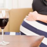 Можно ли вино на ранних сроках беременности