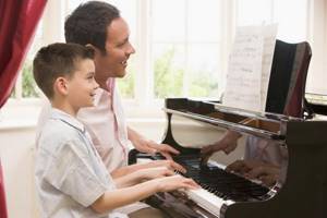 Нужно ли отдавать ребенка в музыкальную школу