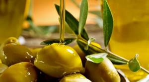 Olive oil for hair at night: making hair masks with olive oil (VIDEO) - photo No. 1