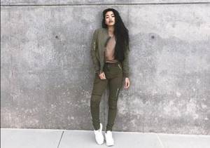 olive color in clothes what to wear