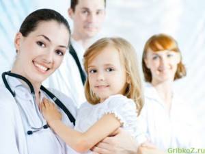 Examination of children by a specialist