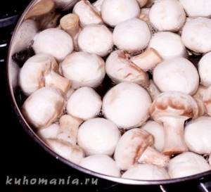 boiled mushrooms