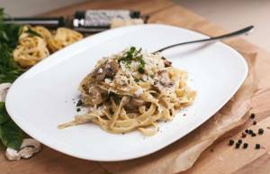Pasta carbonara with mushrooms: the best recipes