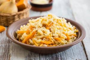 Pasta with pumpkin and onions - What to cook with pumpkin