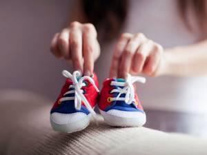 Первая обувь для ребенка не обязательно должна быть ортопедической