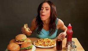 Why does a woman gain weight quickly? 5 Main Reasons Why Women Gain Weight 