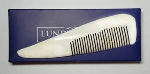 comb with natural bristles