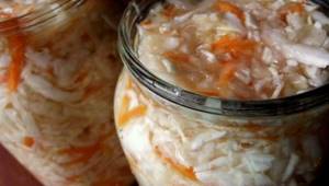 A quick recipe for delicious sauerkraut in a jar for the winter