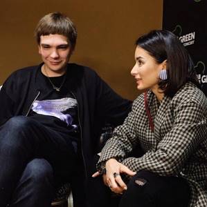 Rapper Gnoyny and Tina Kandelaki backstage at the concert of the Antihype association in Moscow