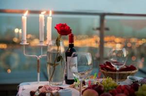 Романтический ужин на балконе