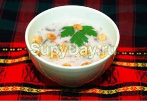 Суп из сушёных белых грибов и плавленных сырков