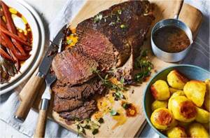 Veal in the oven with potatoes: recipes and cooking tips