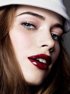 dark red lipstick matte