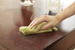 Rag for cleaning dust: what to wipe with to reduce shrinkage, folk remedies