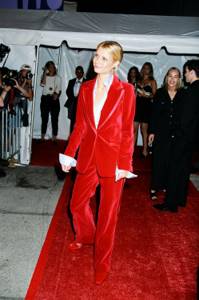 In 1996, Gwyneth Paltrow wore a red Gucci suit and blue shirt to a show in New York.